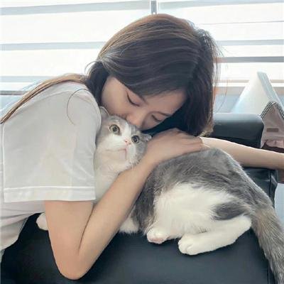 两个月亮